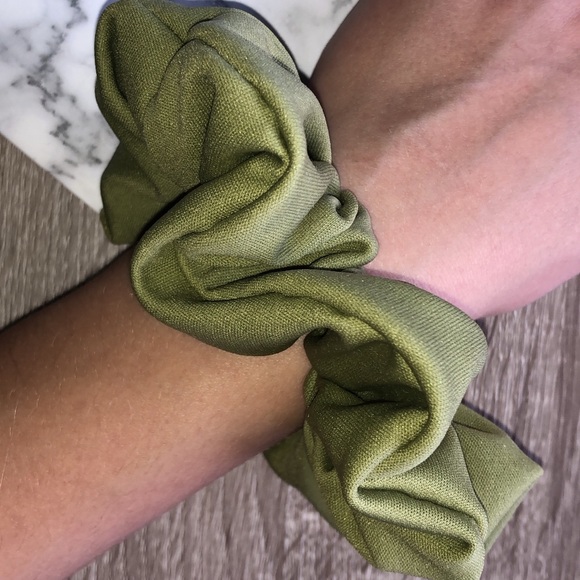 OLIVE SCRUNCHIE - Picture 2 of 2